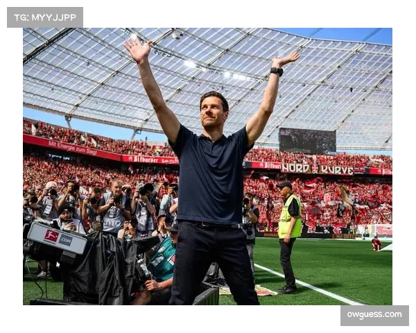 评论：哈维-阿隆索的战术微调，成为勒沃库森连胜的关键钥匙